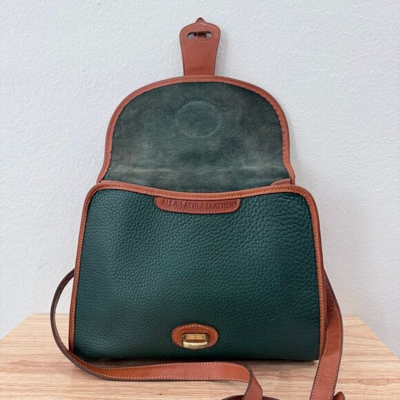 Vintage Green Dooney & Bourke Leather Equestrian Crossbody Medium Essex Purse - Picture 9 of 14